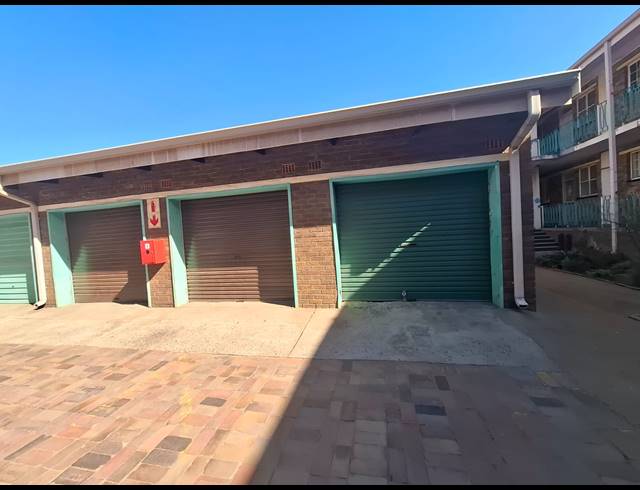 2 BEDROOM FLAT FOR SALE IN VANDERBIJLPARK CW 3